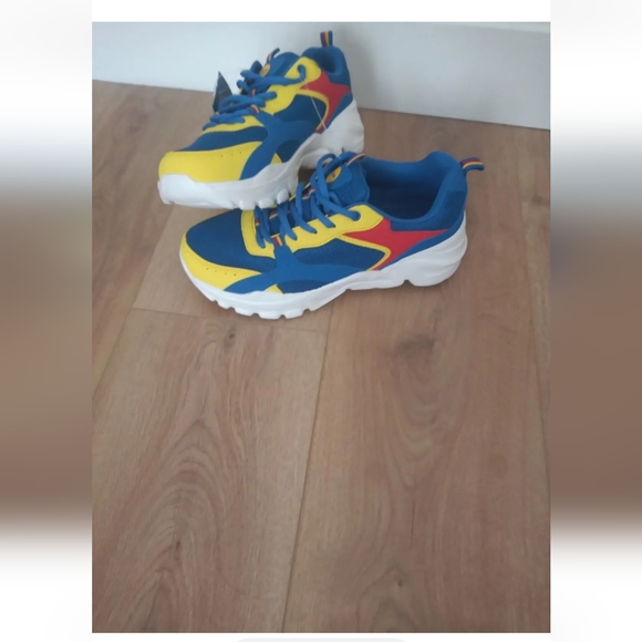 Lidl Other - Lidl Trainers Unisex UK 6 EU 39. RARE LIMITED EDITION SPAIN BNWT Livergy® LTD
